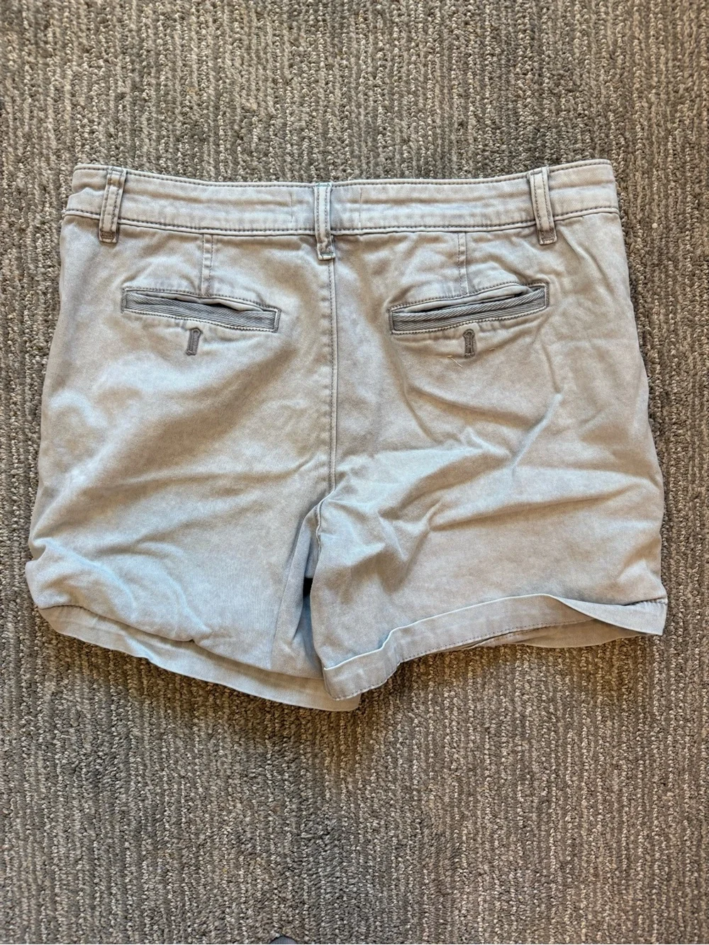 Chino by Anthropologie Relaxed Shorts Womens Sz 27 Gray Rolled Hem Casual Chino - Picture 3 of 3